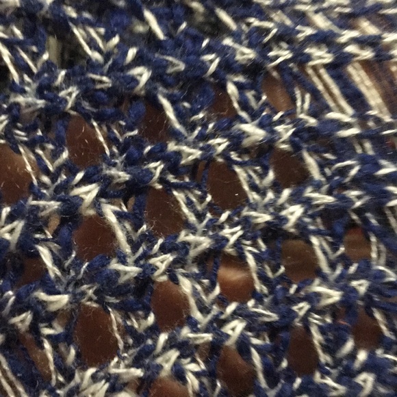 Blue and white sweater, great for spring. - Picture 6 of 6